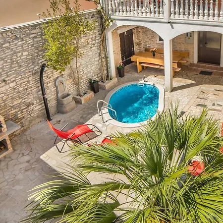 Guest house Salcinovic 3*