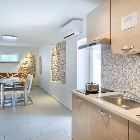 Guest house Salcinovic Medulin
