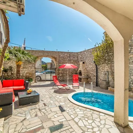 Guest house Salcinovic Medulin